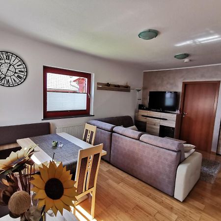 Apartma Neva بوينج المظهر الخارجي الصورة