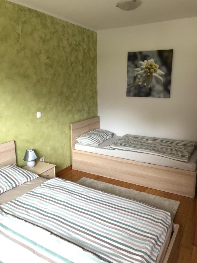 Apartma Neva بوينج المظهر الخارجي الصورة